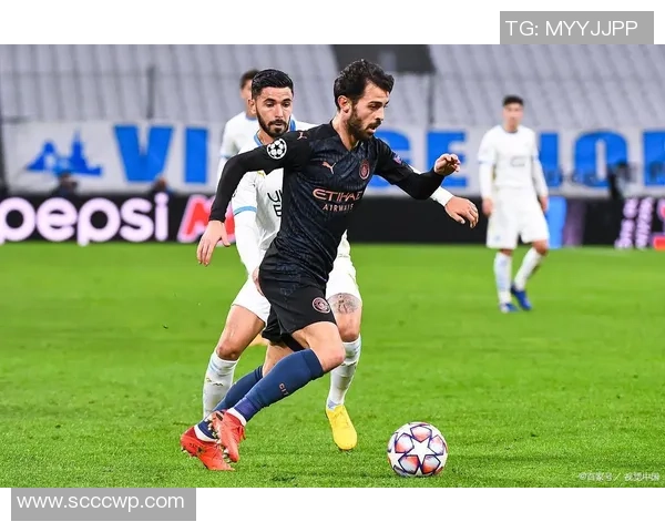 弗鲁米嫩与巴拉纳竞技激战正酣谁将赢得这场精彩对决